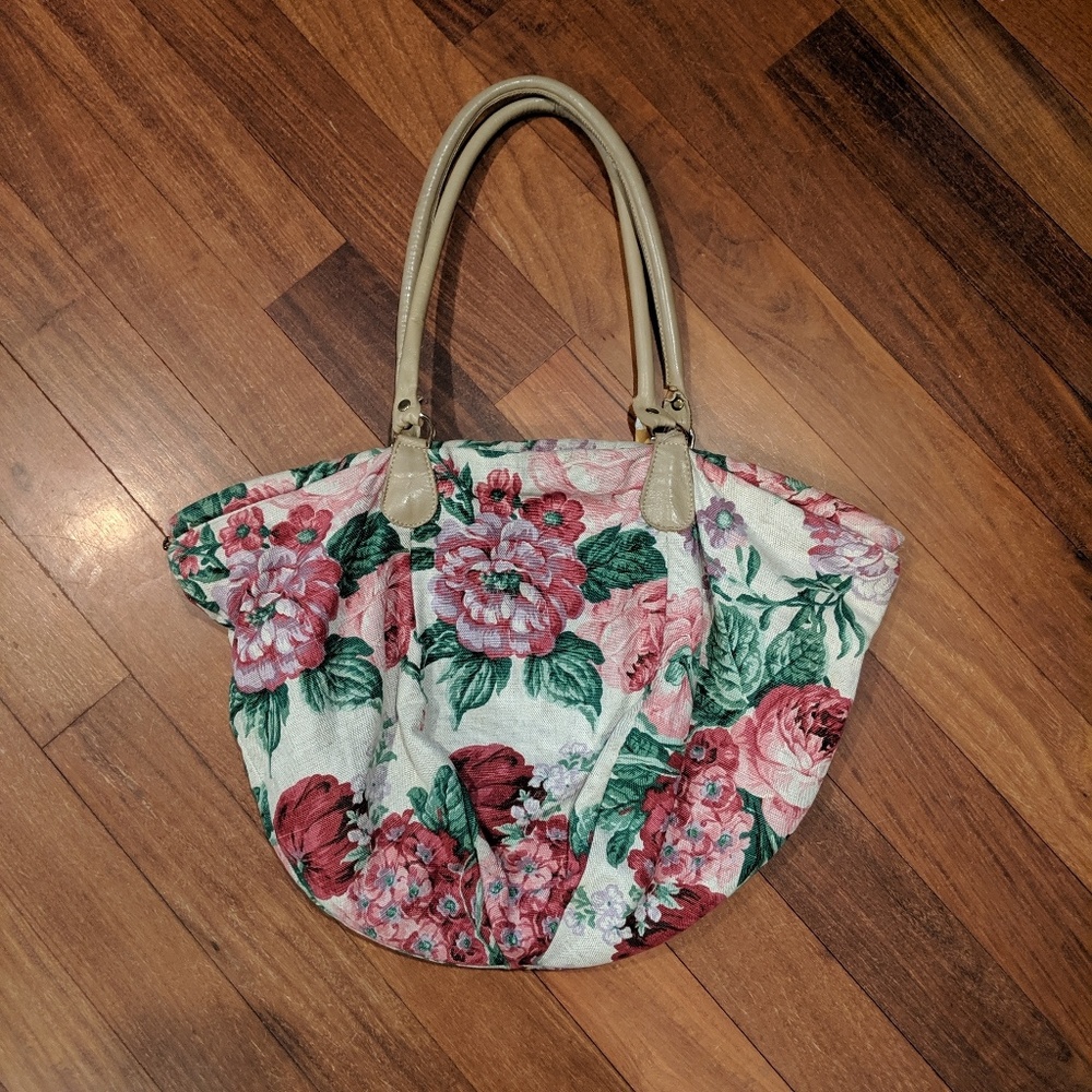 Vintage peony tapestry tote